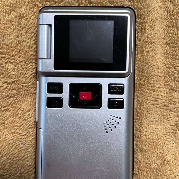 Vintage Flip-Style Digital Camcorder – Tested & Working - Picture 9 of 12